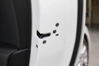 2015款沃尔沃V40到店实拍