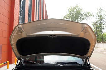 2015款昂科威20T两驱精英型