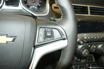 2012款雪佛兰科迈罗