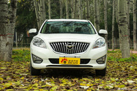 2015款海马福美来1.6L手动悦尚型