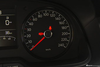 2015款朗行1.6L手动风尚型