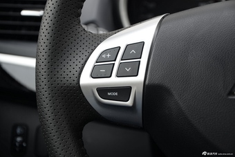 2016款翼神1.8L 手动黑白复刻版