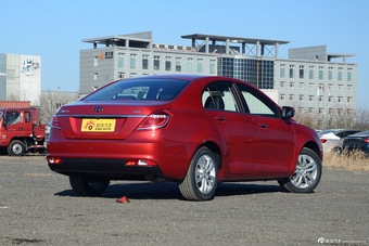 2016款吉利帝豪1.5L手动三厢向上版