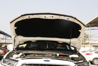 2015款金牛座2.0T自动豪华版