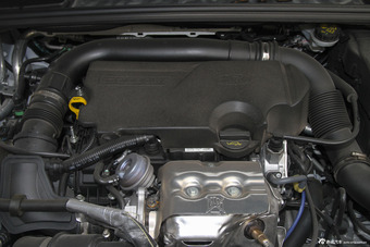 2015款福克斯两厢1.0L GTDi自动超能风尚型