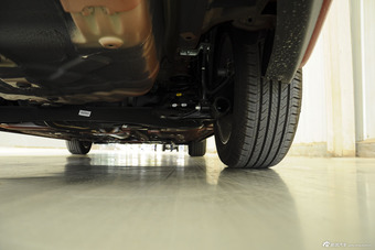 2015款纳5 1.8T自动智慧型