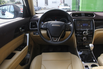 2016款哈弗H2 1.5T手动四驱豪华型