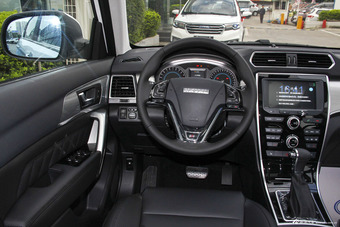 2016款哈弗H2 1.5T自动两驱豪华型