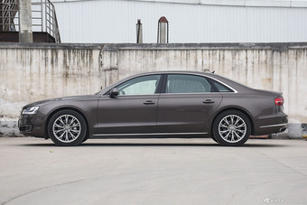 2014款奥迪A8L 3.0T自动50TFSI quattro豪华型