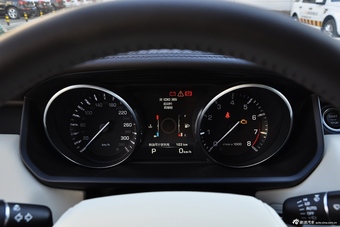 2015款揽胜运动版3.0 V6 SC 锋尚创业版