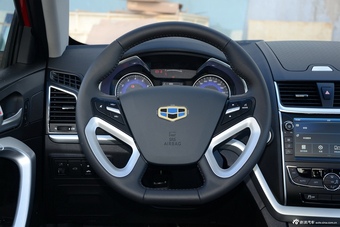 2016款吉利帝豪1.5L手动三厢向上版