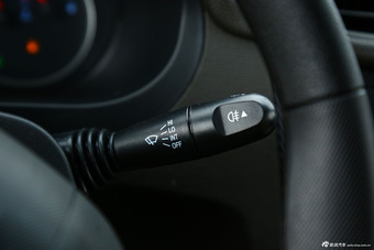 2014款五菱宏光S 1.5L 手动标准型