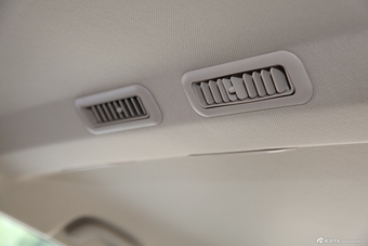 2014款宝骏730 1.5L手动舒适型