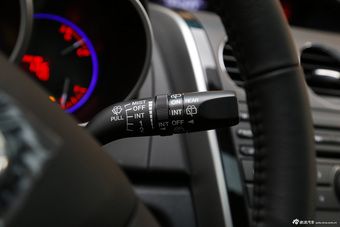 2014款马自达CX-7 2.5L自动两驱豪华版