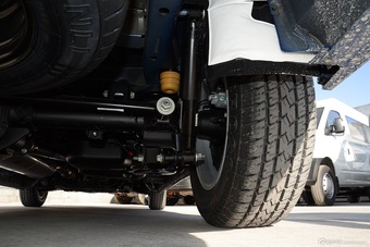 2016款上汽大通G10 2.0T自动精英版