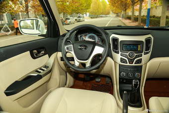 2015款海马S7改款2.0L手动纵驰型