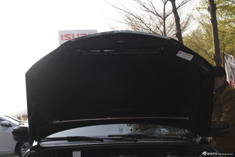 2016款吉利帝豪1.5L自动三厢向上版