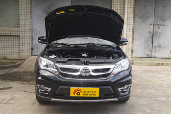 2015款比亚迪S7升级版2.0T自动旗舰型