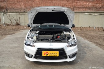 2016款翼神1.8L 手动黑白复刻版