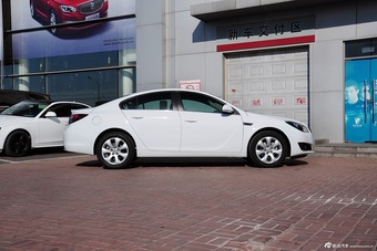 2015款君威2.0L自动领先时尚型