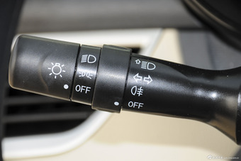 2015款艾瑞泽7 1.5T手动致领版