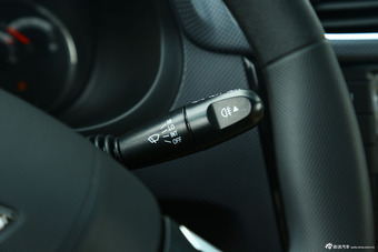 2014款五菱宏光S 1.2L手动舒适型