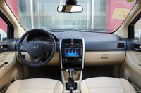 2015款绅宝D20两厢1.5L自动乐享版