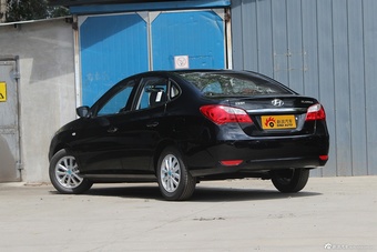 2015款悦动1.6L自动舒适型