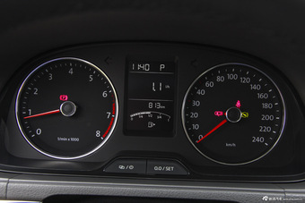 2013款朗行1.6L自动豪华型