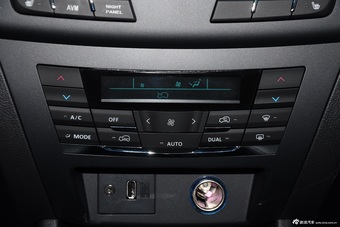 2015款绅宝X65 2.0T手动豪华型