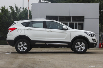 2015款海马S5 1.6L手动智尚型