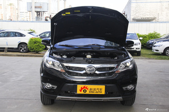 2015款比亚迪S7升级版1.5T手动尊贵型