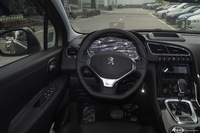 2015款东风标致3008 1.6T自动THP至尚版