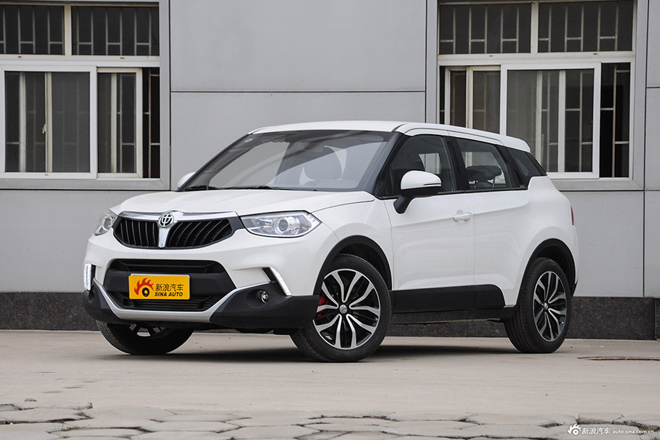 2015款中华V3 1.5T手动都市型