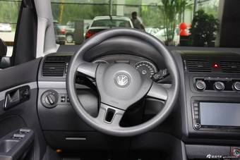 2015款途安1.4T手动风尚版5座到店实拍