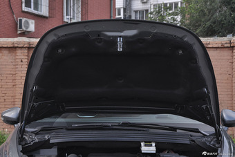 2014款DS 5 1.6T自动尊享版THP200