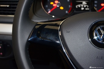 2015款朗逸1.6L手动舒适版