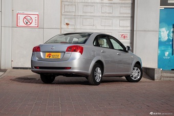 2015款凯越1.5L手动经典型