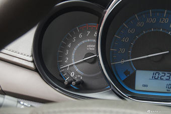 2014款YARiS L 致炫1.3L手动魅动版