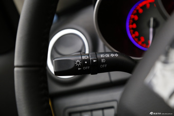 2014款马自达CX-7 2.5L自动两驱豪华版