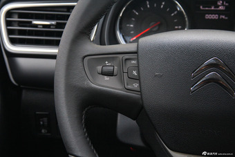 2015款东风雪铁龙C3-XR 1.6L手动先锋型