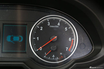 2014款中华H530 1.6L手动豪华型