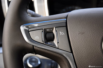 2013款别克GL8豪华商务车到店实拍