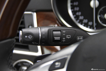 2015款奔驰ML400 4MATIC豪华型