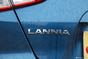 2016款LANNIA蓝鸟1.6L自动高能版