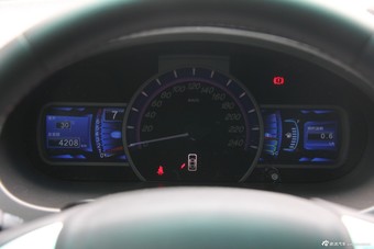 2014款比亚迪S6 1.5TI手动旗舰型