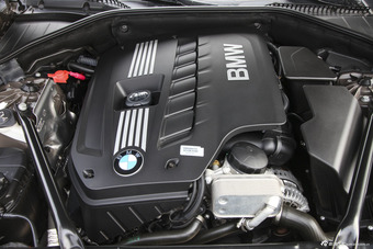 2013款宝马7系730Li豪华型图片