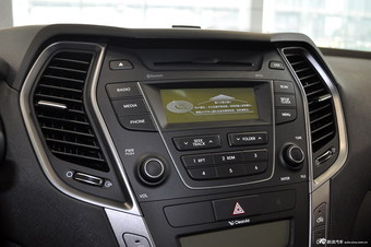 2013款全新胜达2.4L自动两驱GLS