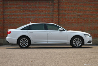 2014款奥迪A6L 30TFSI豪华型