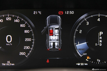 2015款沃尔沃XC90 2.0T自动 T6智逸版7座